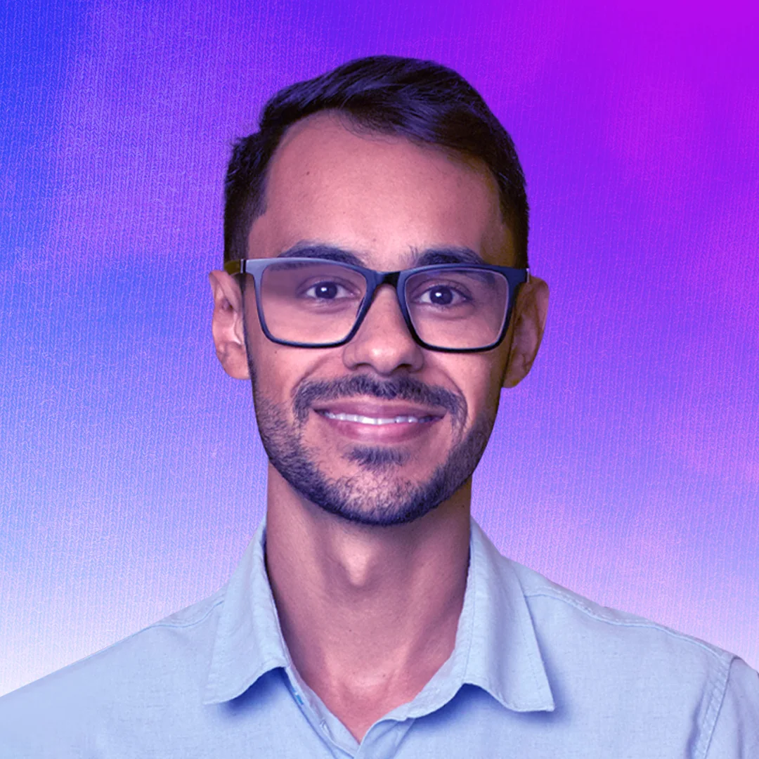 Foto do professor Guilherme Paiva