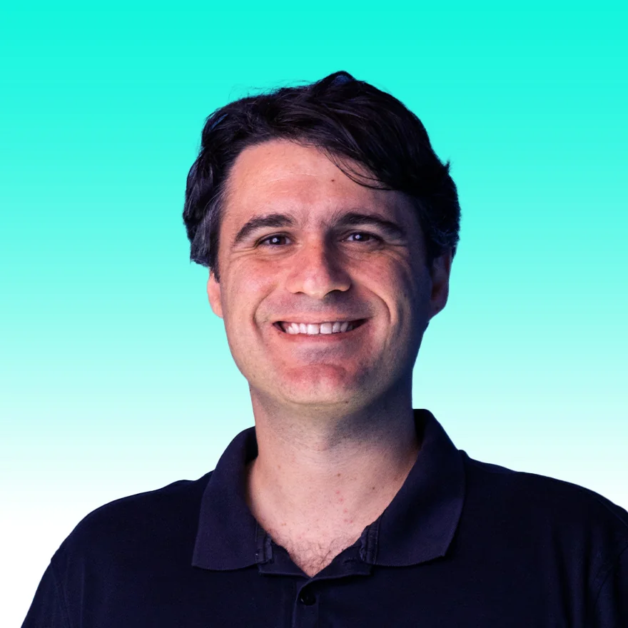 Foto de André Mendes, professor da FEO