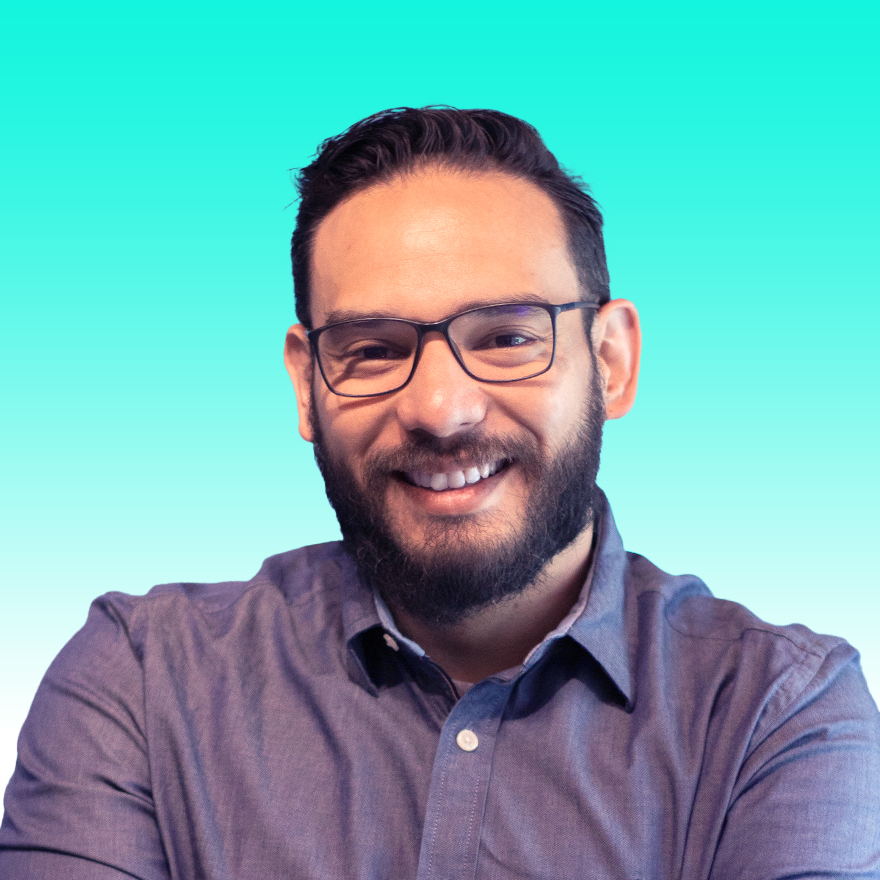 Foto de Gustavo Nakaoka, professor da FEO